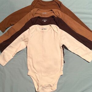 Old Navy Long-Sleeve Bodysuit Set in Cream, Brown, and Tan (12-18 months)